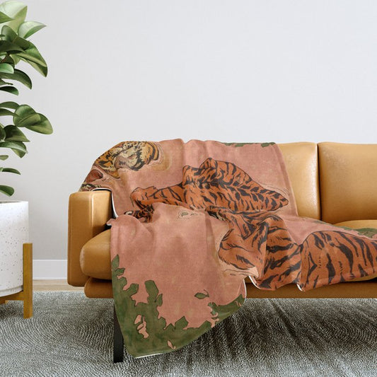 Tiger Beach Throw Blanket Gallery Image 2