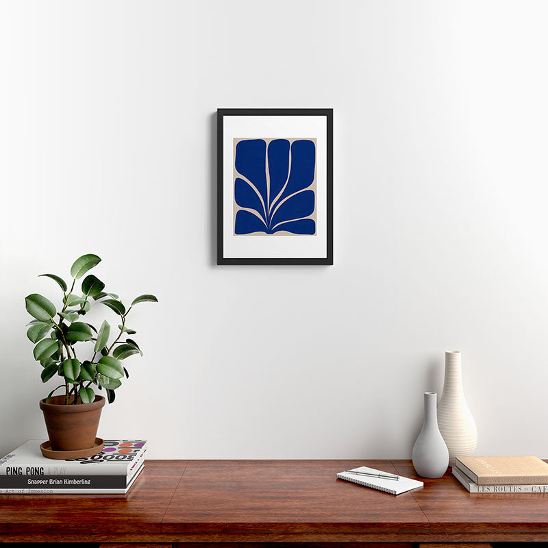 Seven Leaf Plant - 3/3 Framed Art Print Gallery Image 4